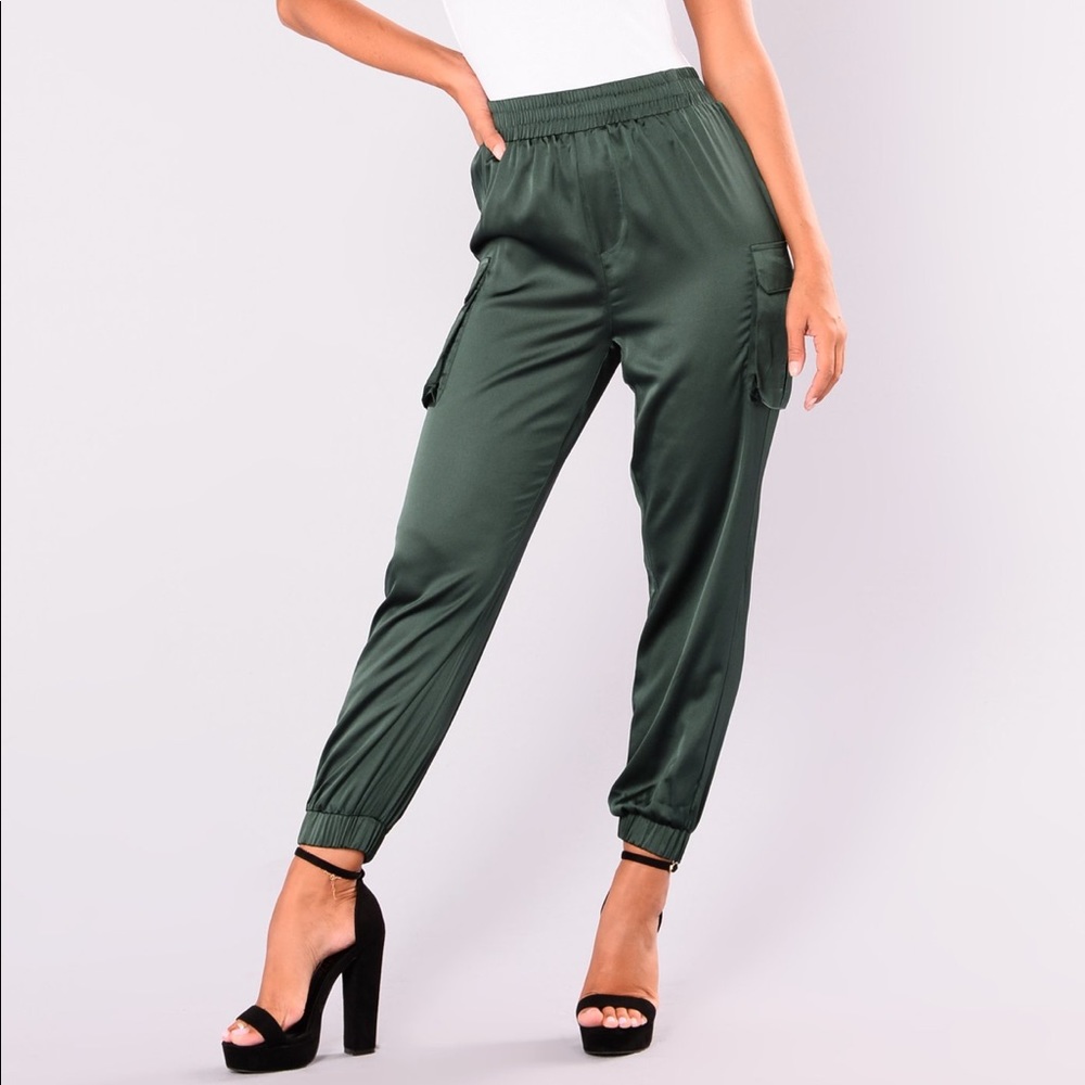 Dark green satin joggers L